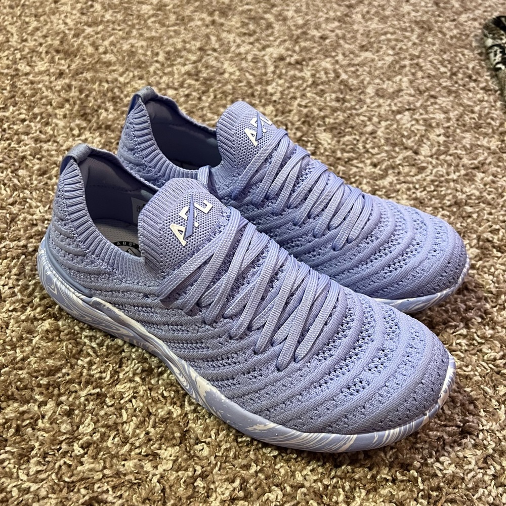 APL techloom wave hybrid tennis shoes / sneakers